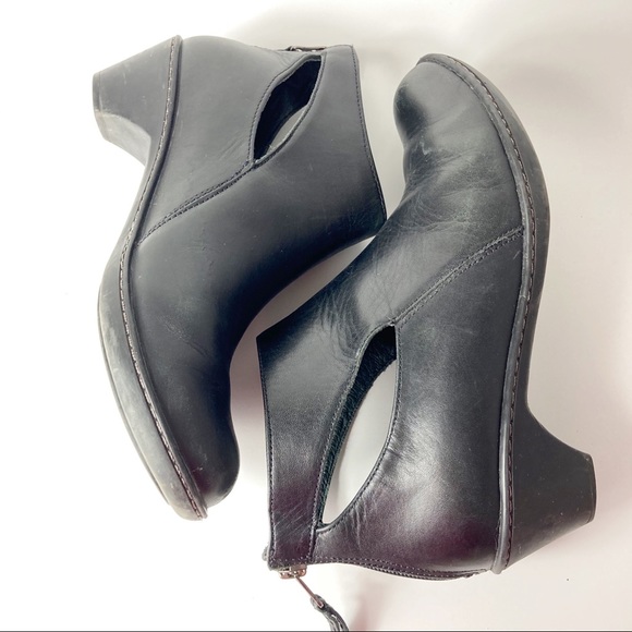 Dansko Bonita Cutout Ankle Boots Booties Size 38 Black - Picture 9 of 11